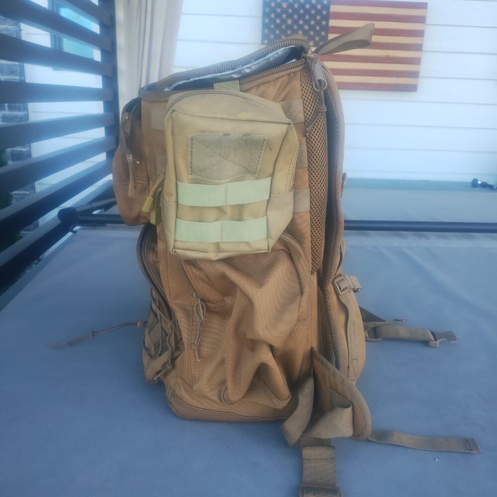 T.O.M. HORIZONS COOLER & MULTI PURPOSE BACK PACK BAG - Picture 8 of 12